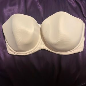 Cream strapless bra